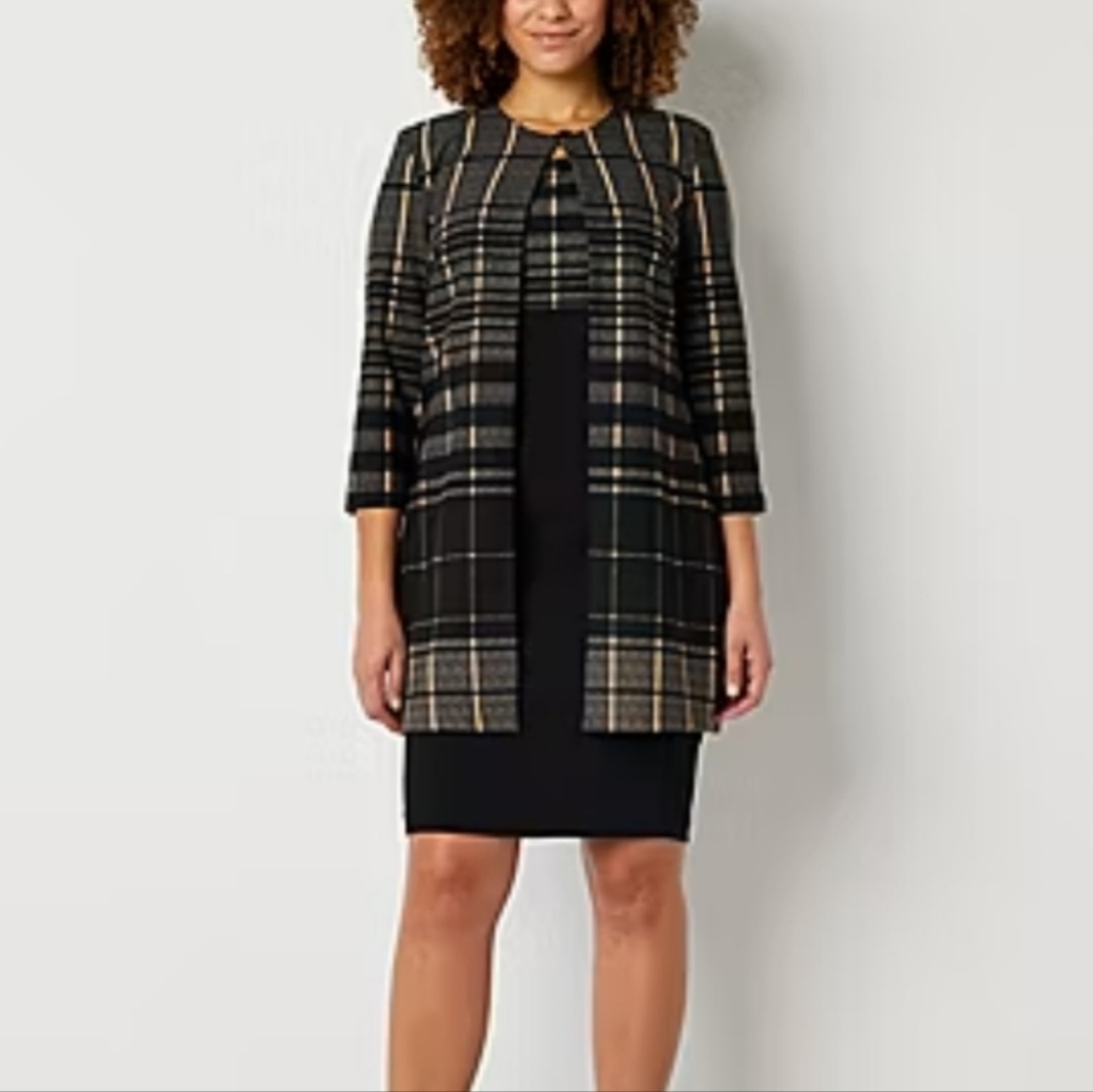 Danny & Nicole Women Plus Dress. Size 20W